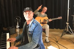 Burkhard Peine mit der Band Tänzchentee