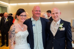 Burkhard Peine mit dem Brautpaar