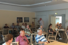 Burkhard Peine singt